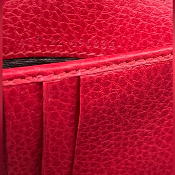 Gucci GG Compact Wallet in Red Grain Leather 456122 496334 MINT Condition - Picture 5 of 11